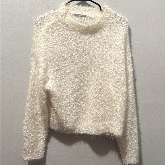 Tart Small White Crew Neck Sweater Plush Textured Knit Silver Sparkle - Picture 1 of 9